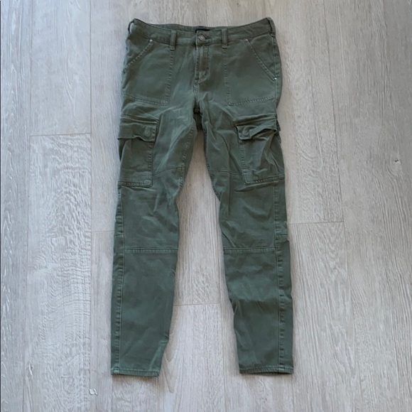 Silver Jeans Co. Green Carto Style Pants - Picture 1 of 2